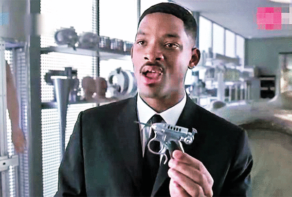 Men In Black - Noisy Cricket Limited Edition Prop Replica